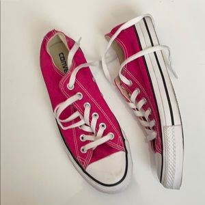 Converse sneakers size 8